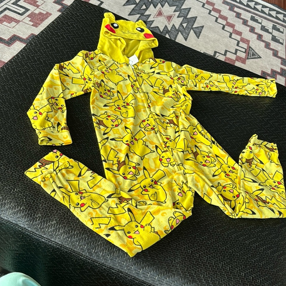 Pokémon pjs onesie hooded zip up cozy
